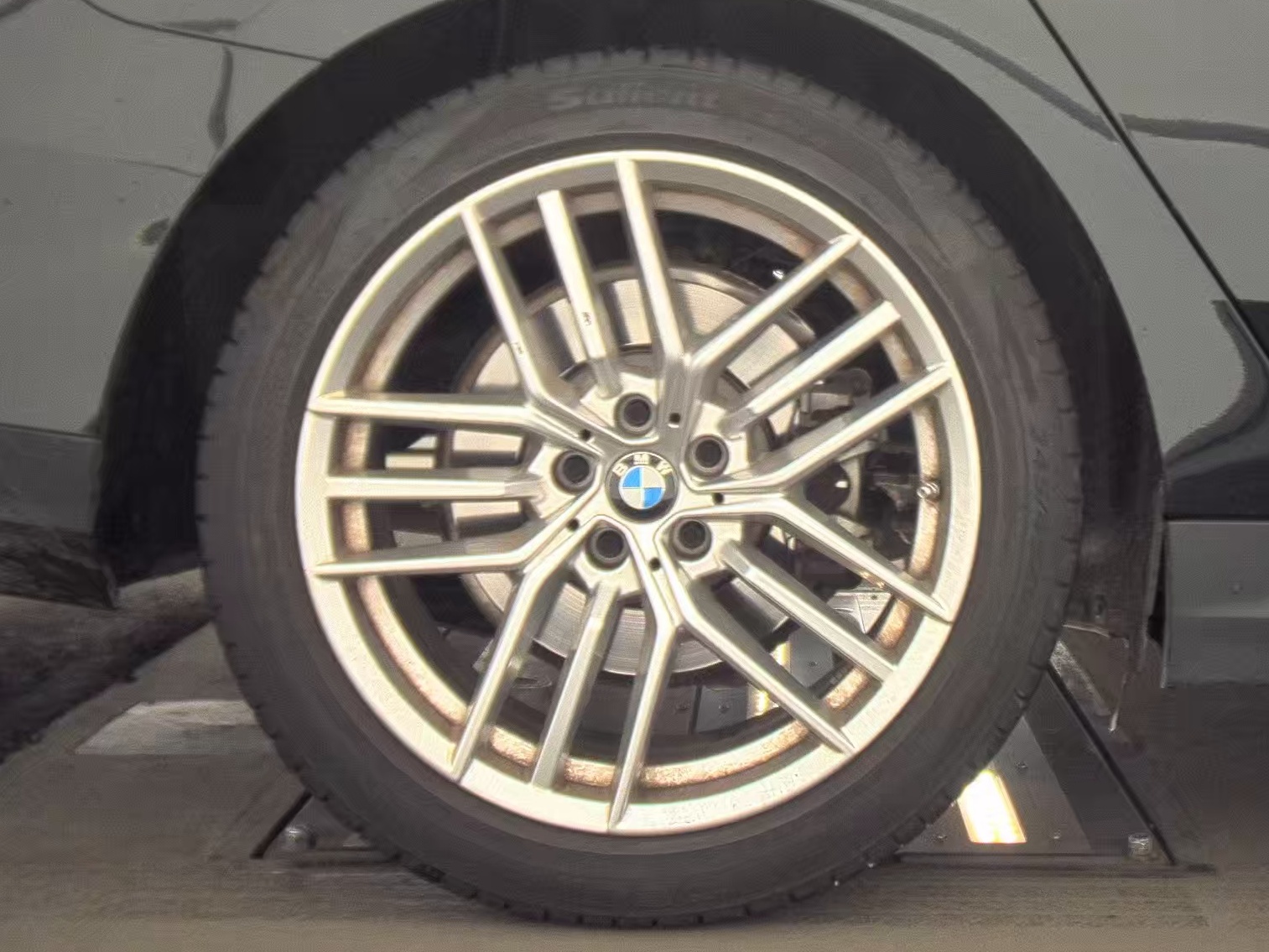 2024 BMW 5 Series 530i RWD