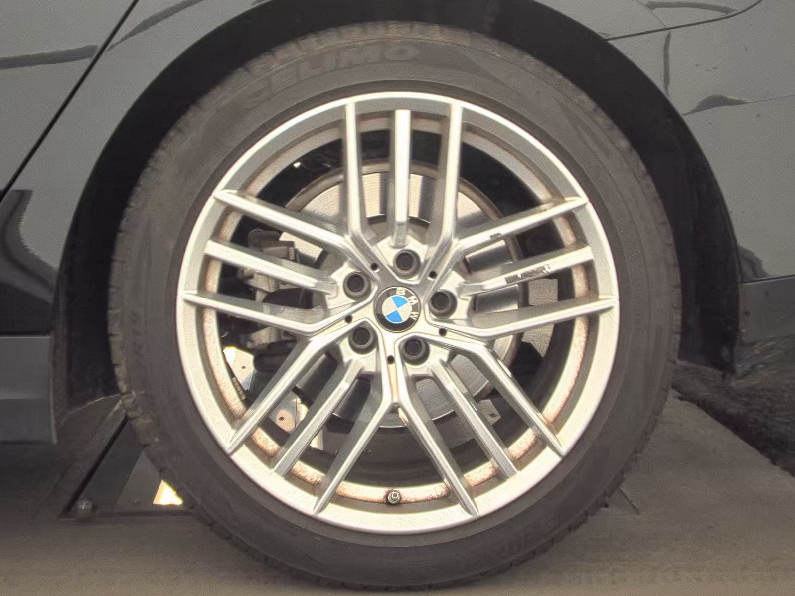 2024 BMW 5 Series 530i RWD