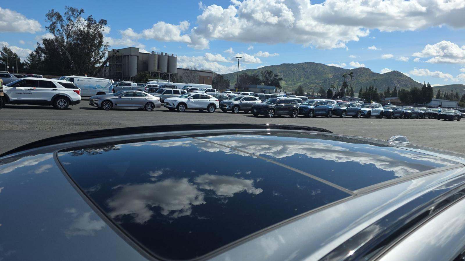 2025 BMW X5 xDrive40i AWD