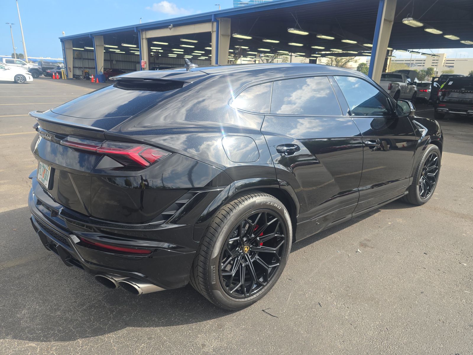 2023 Lamborghini Urus S AWD