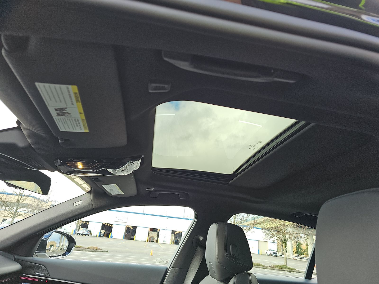 2024 BMW 5 Series 530i RWD