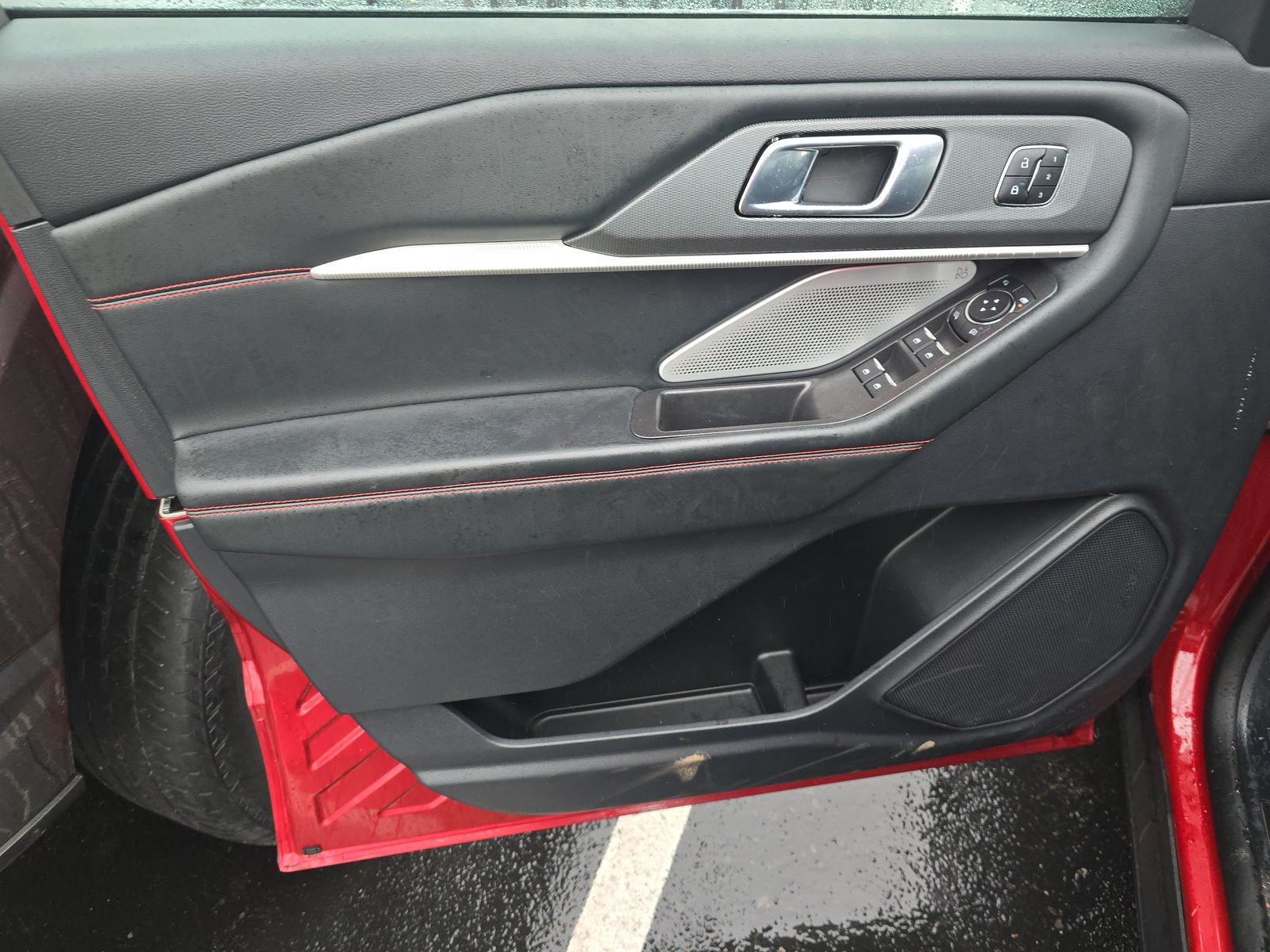 2025 Ford Explorer ST AWD