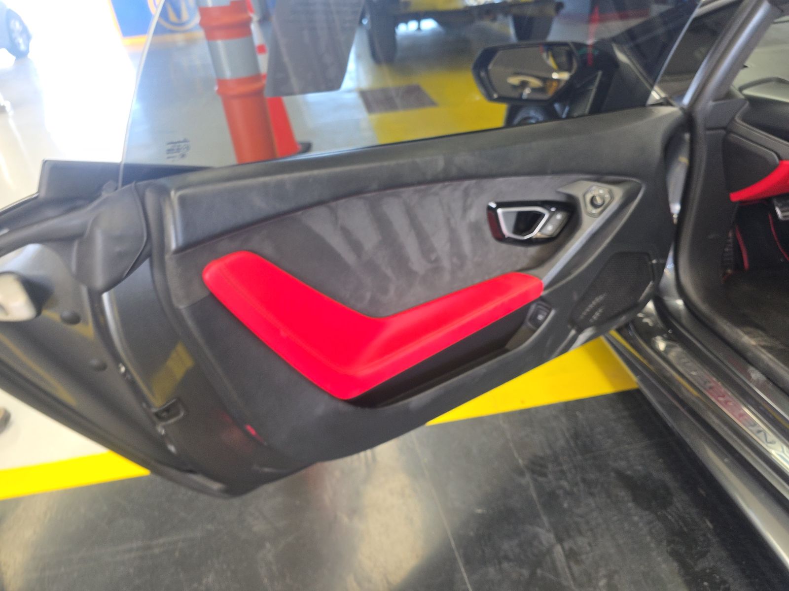 2017 Lamborghini Huracan LP 610-4 AWD