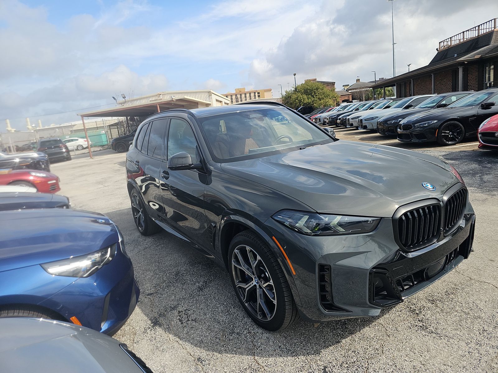 2025 BMW X5 xDrive50e AWD