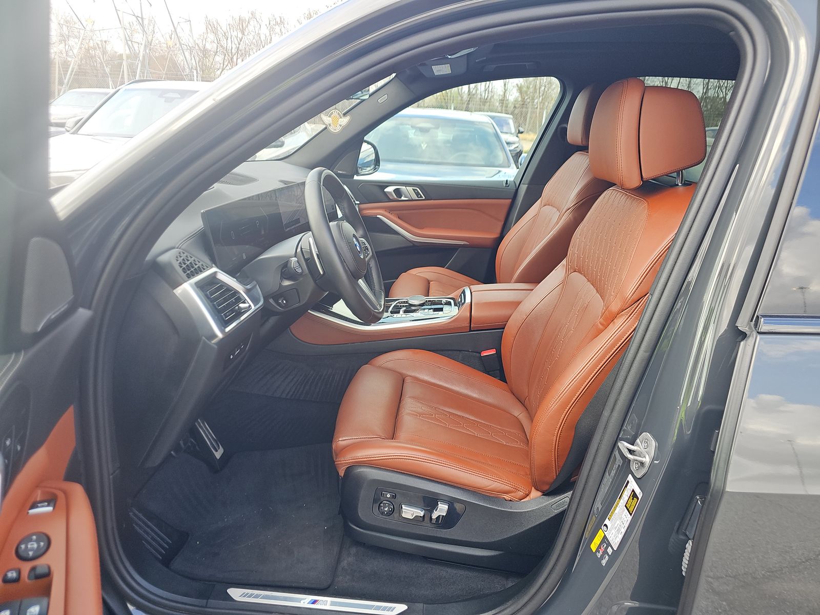 2025 BMW X5 xDrive50e AWD