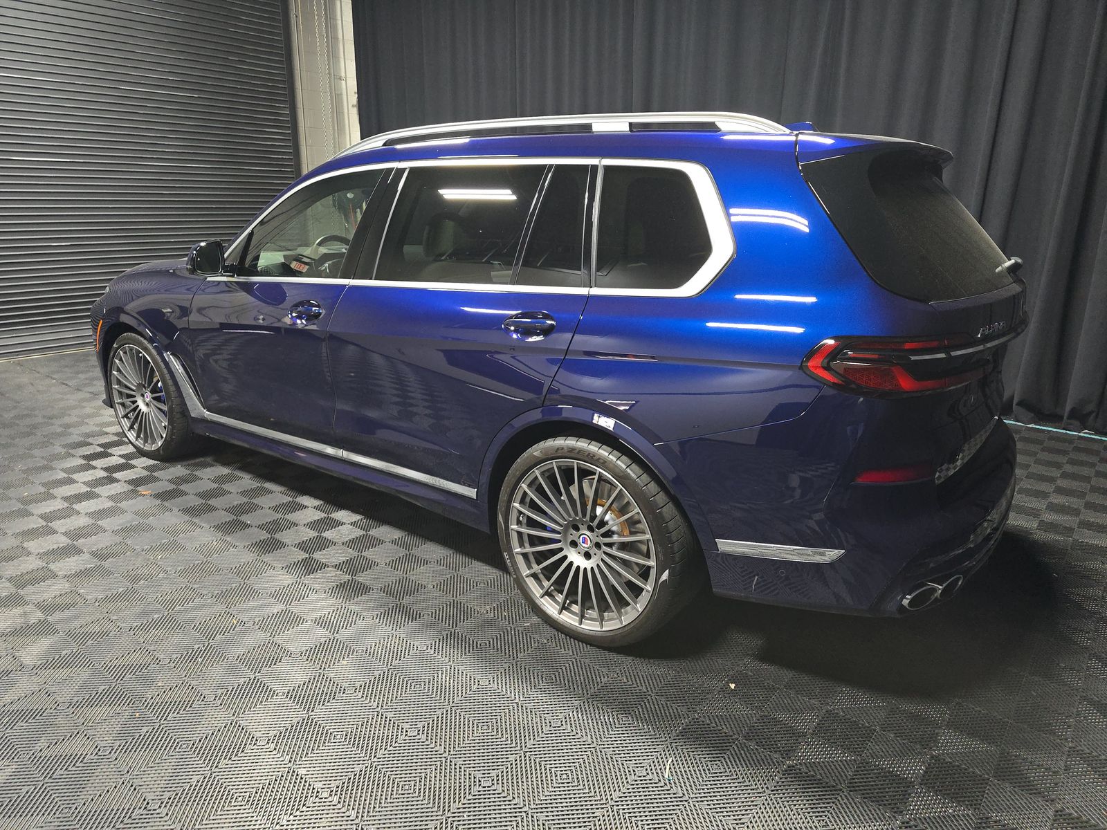 2024 BMW X7 ALPINA XB7 AWD
