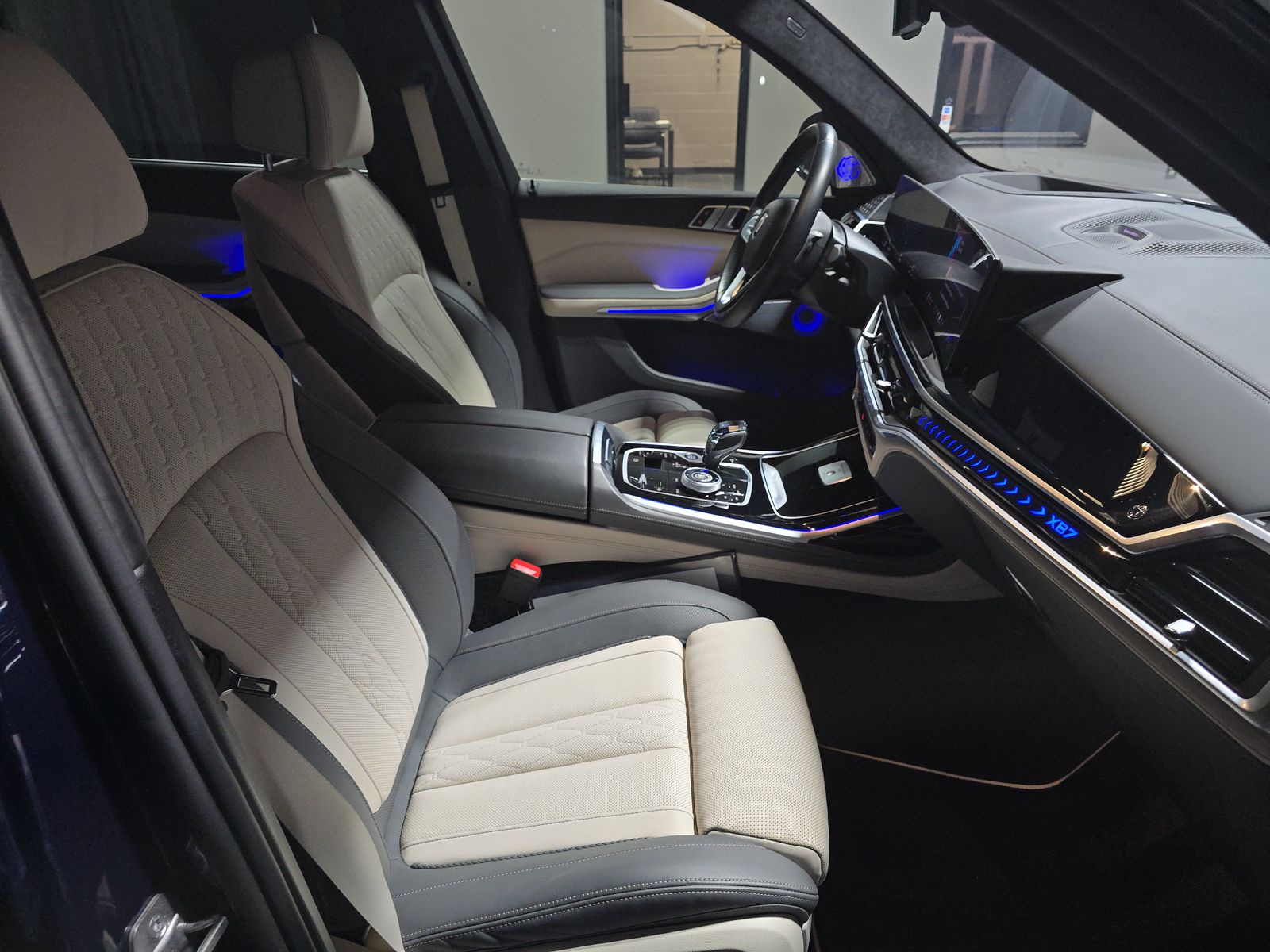 2024 BMW X7 ALPINA XB7 AWD