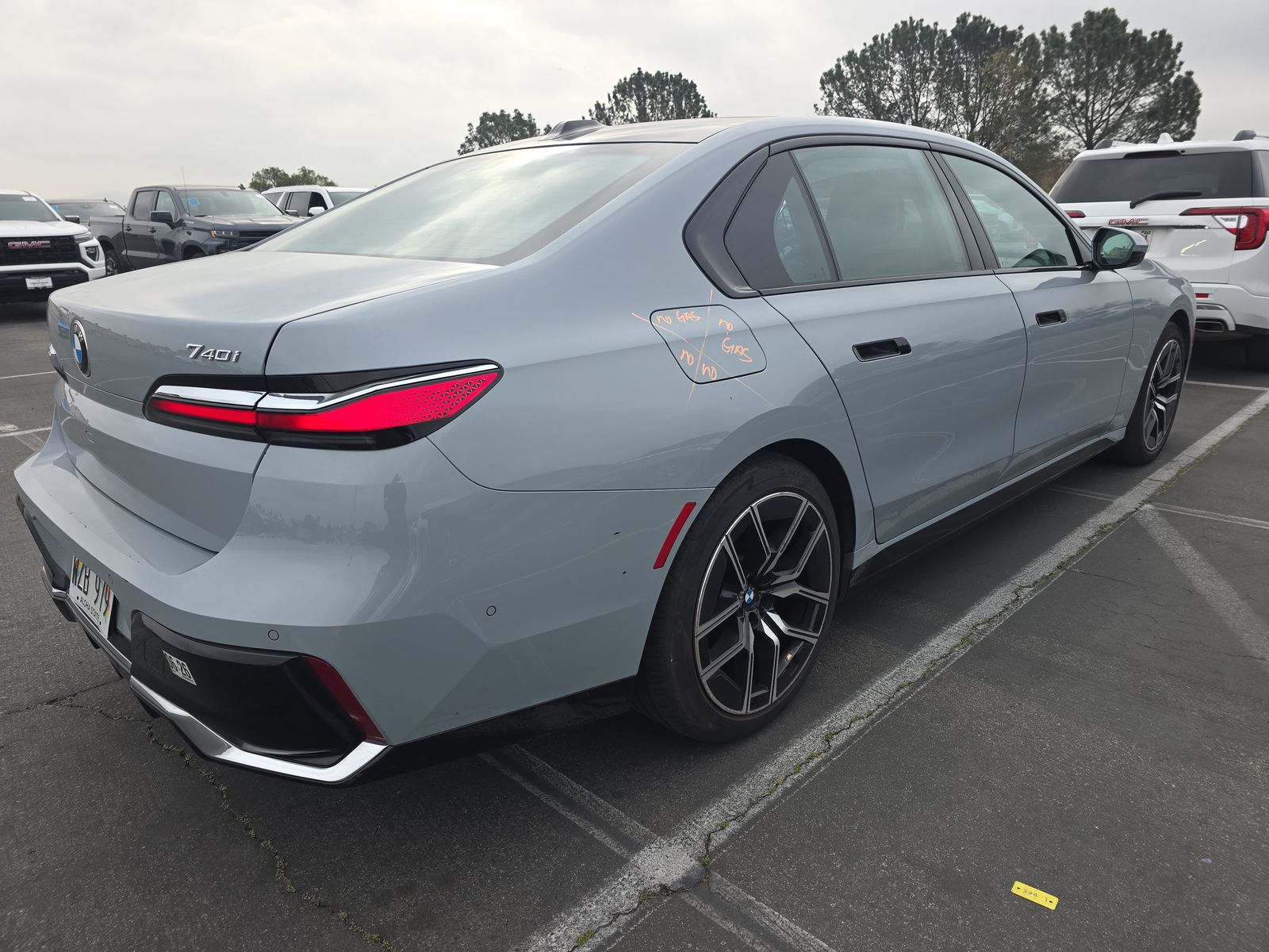 2024 BMW 7 Series 740i RWD