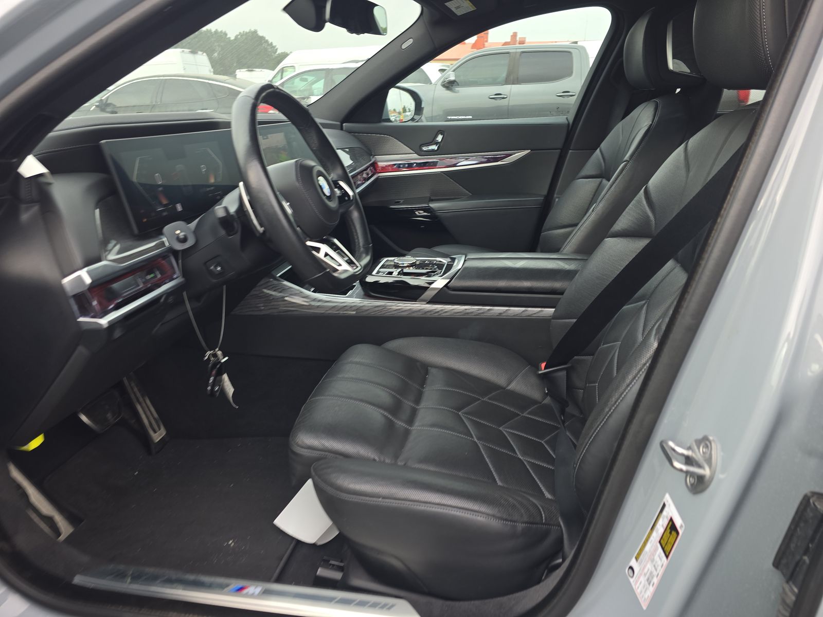 2024 BMW 7 Series 740i RWD