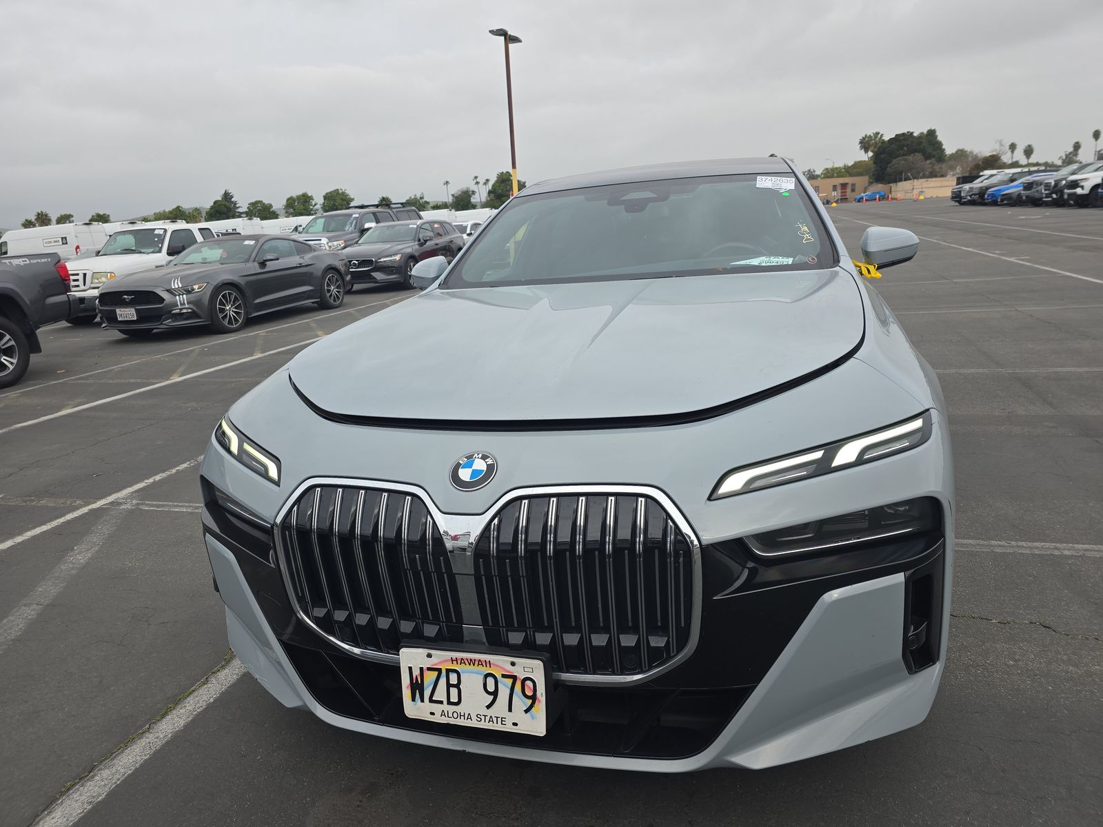 2024 BMW 7 Series 740i RWD