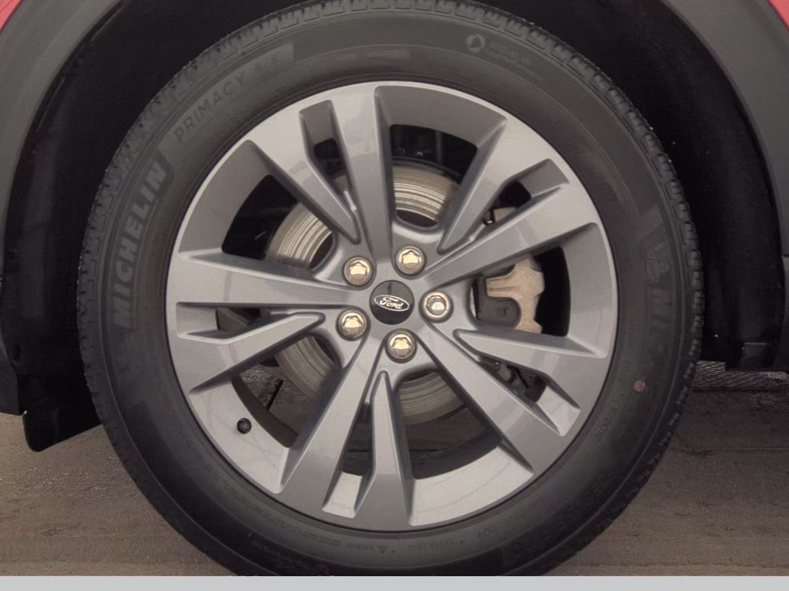 2023 Ford Explorer XLT AWD