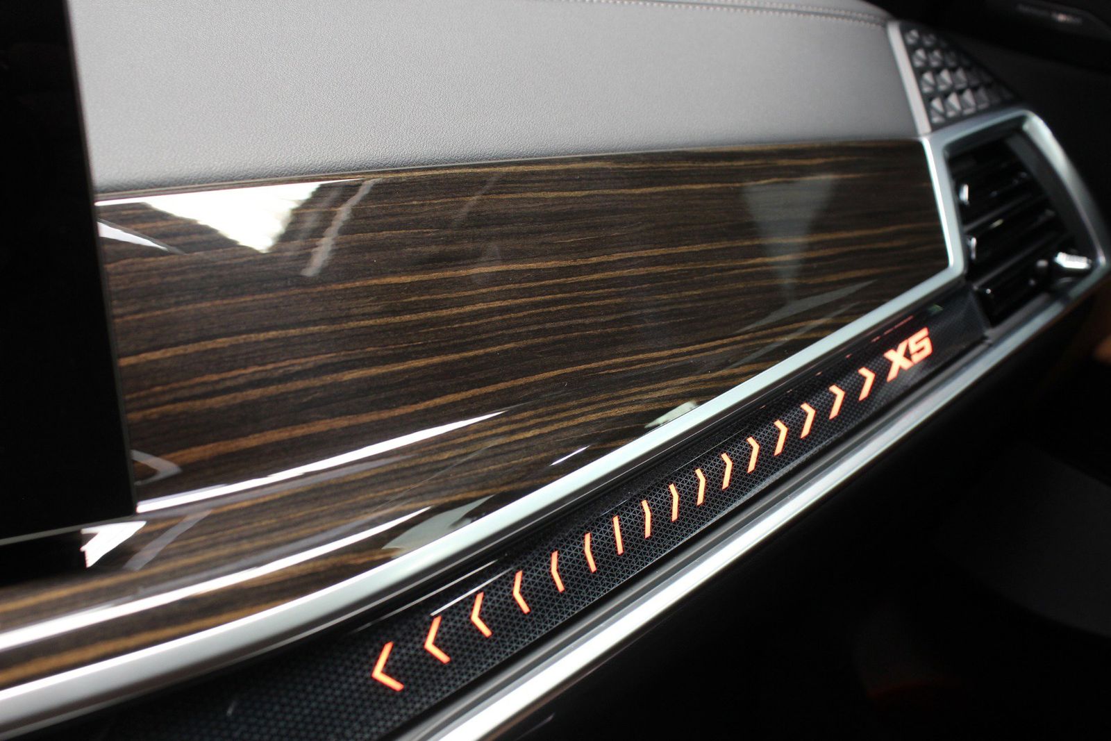 2024 BMW X5 sDrive40i RWD