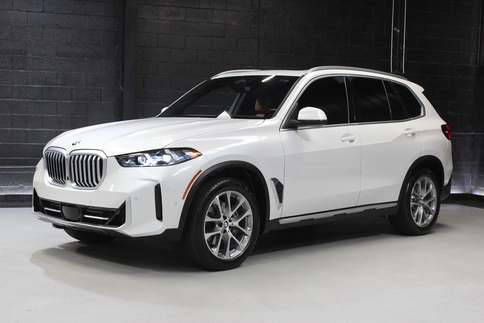 2024 BMW X5 sDrive40i RWD