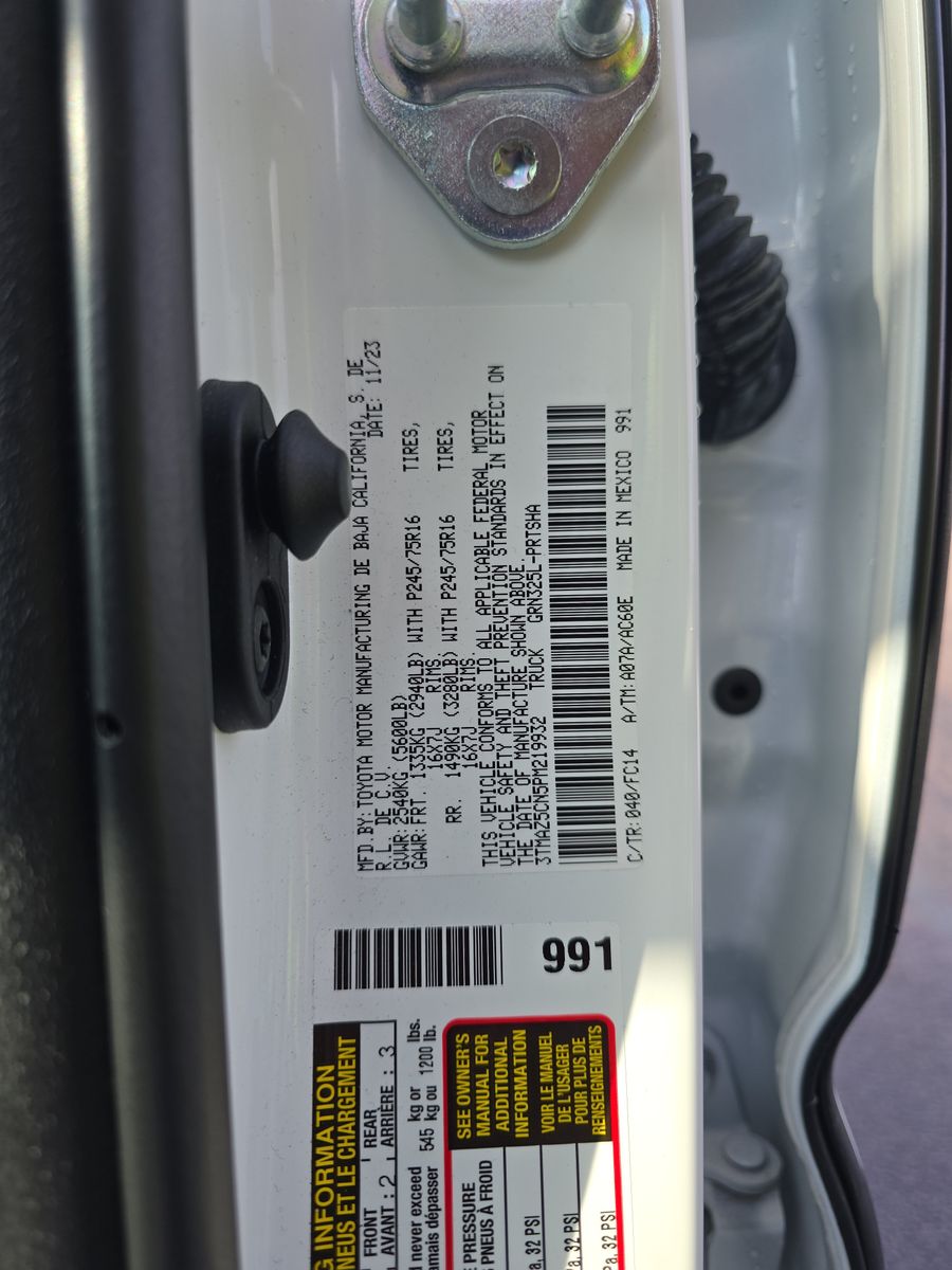 2023 Toyota Tacoma SR5 RWD