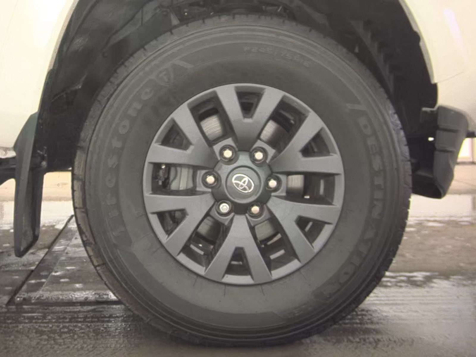 2023 Toyota Tacoma SR5 RWD