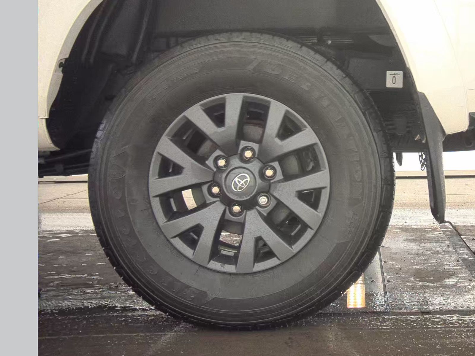 2023 Toyota Tacoma SR5 RWD