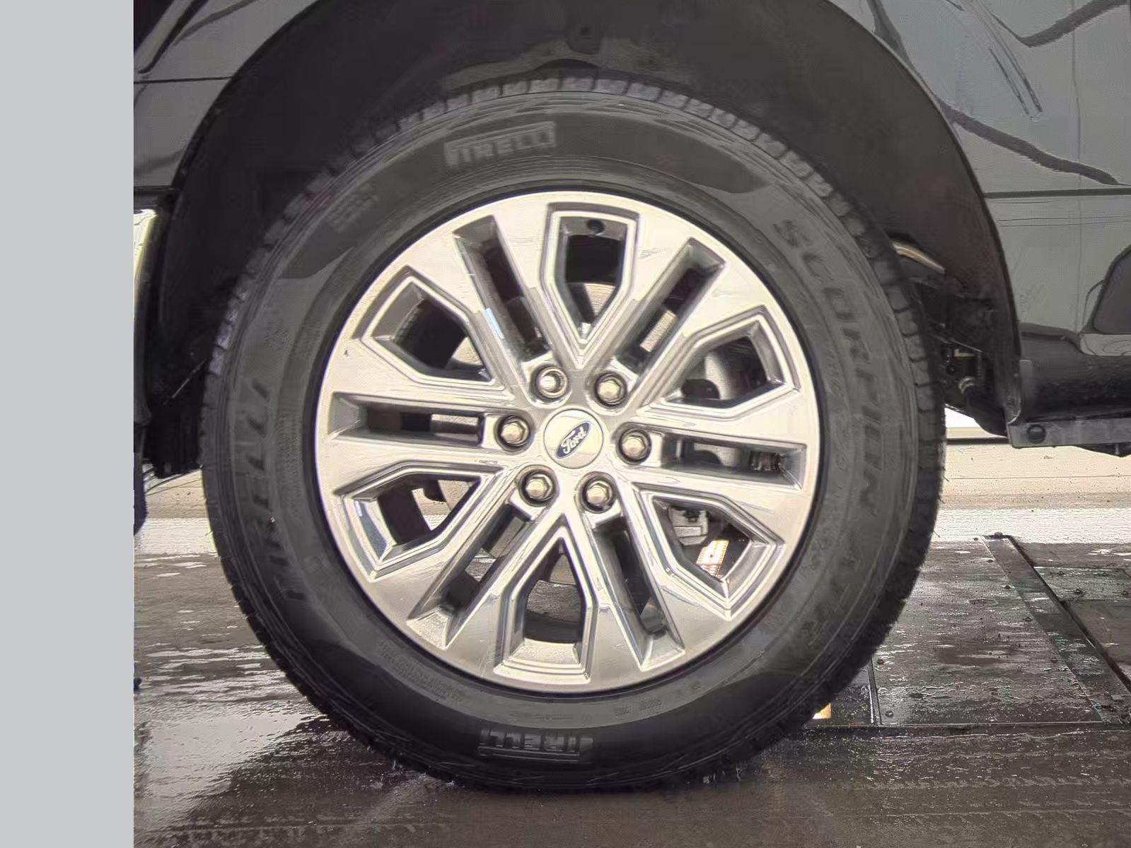 2024 Ford F-150 Hybrid XLT AWD