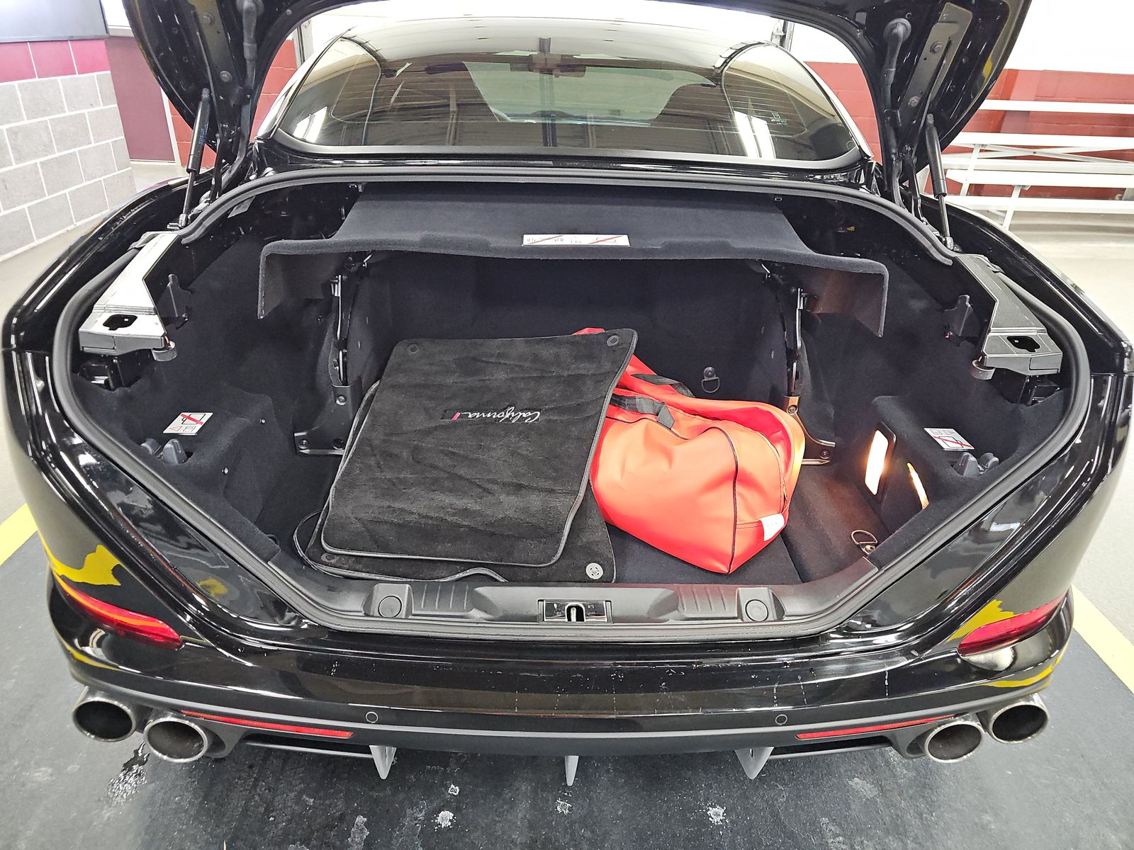 2016 Ferrari California T RWD