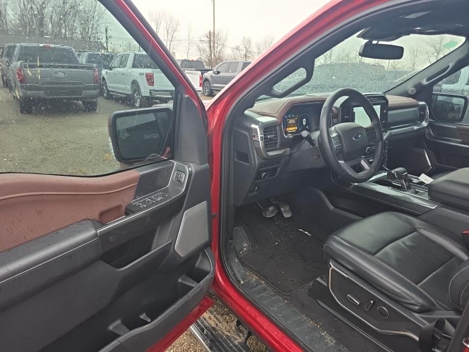 2023 Ford F-150 Lariat AWD