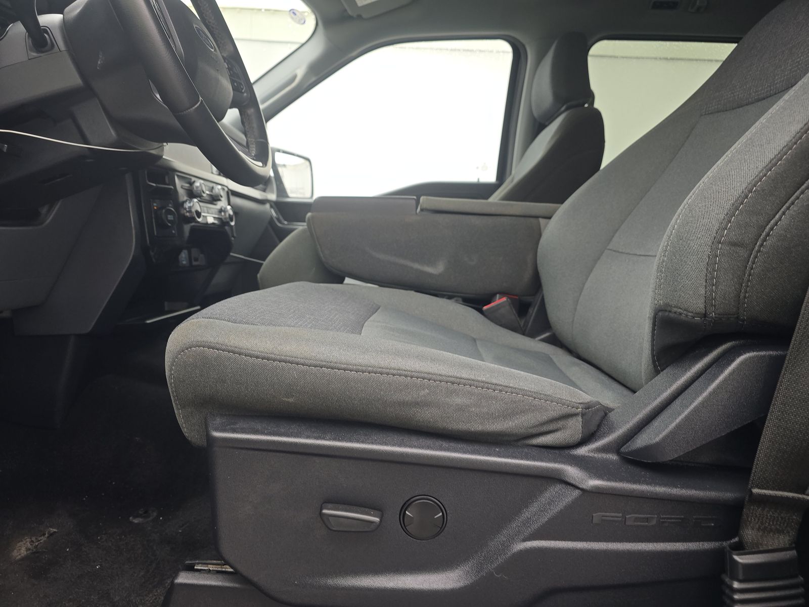 2024 Ford F-150 XLT AWD