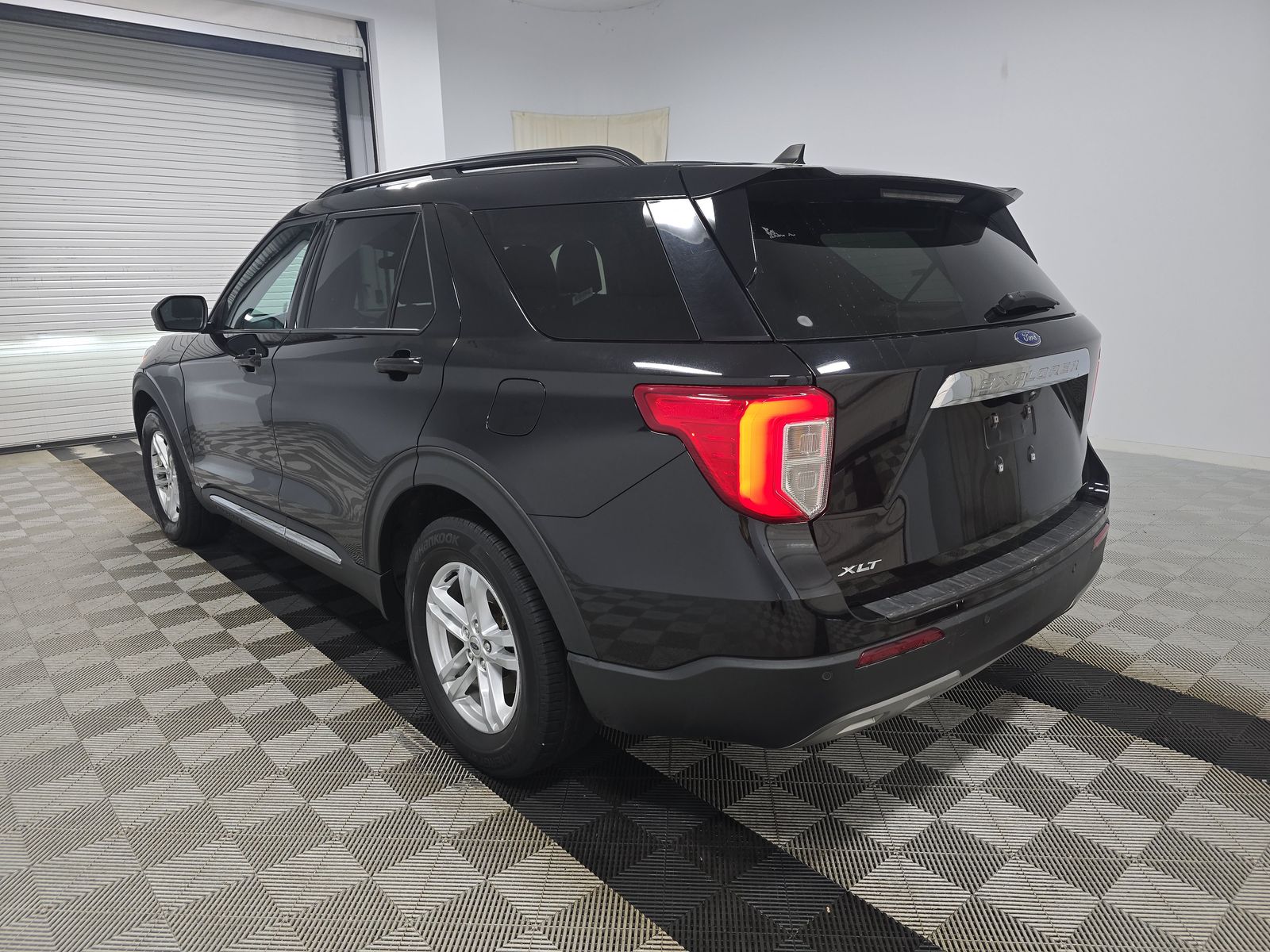 2024 Ford Explorer XLT RWD