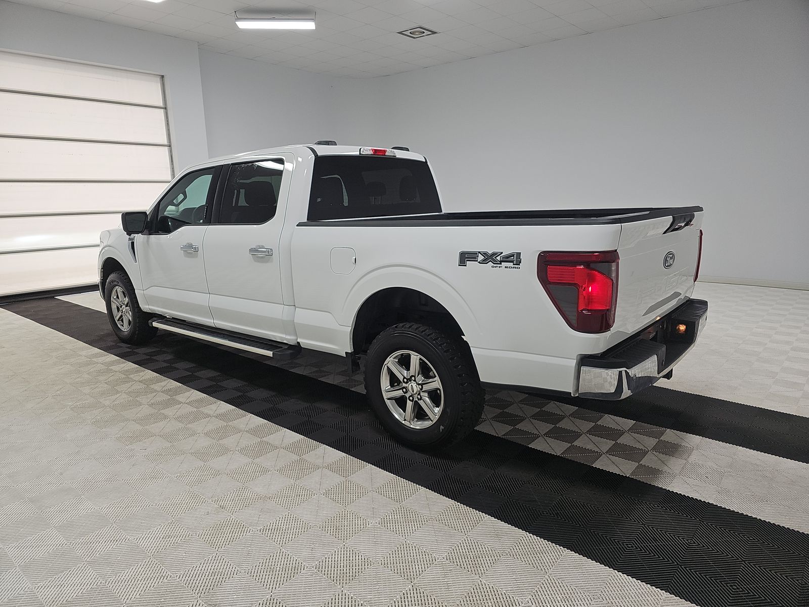 2024 Ford F-150 XLT AWD