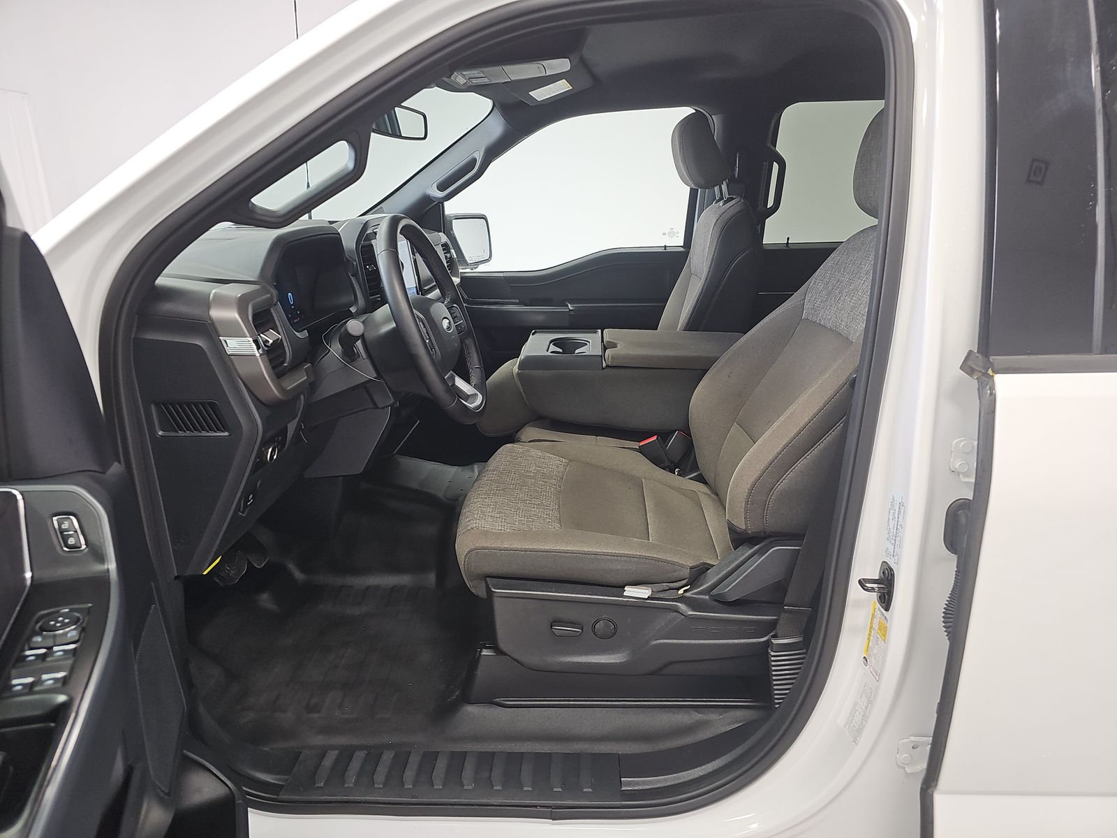 2024 Ford F-150 XLT AWD