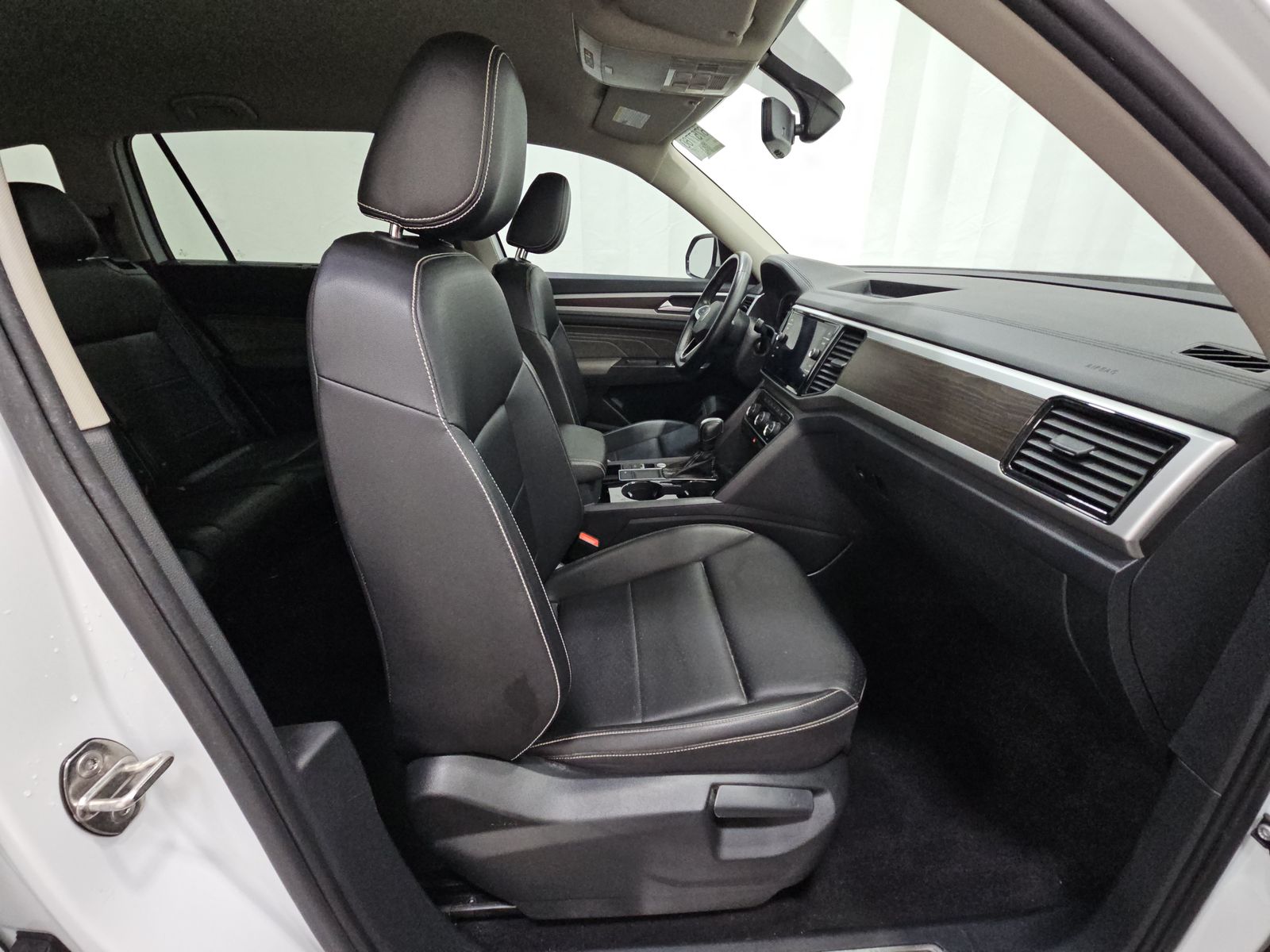 2023 Volkswagen Atlas 3.6L SE FWD