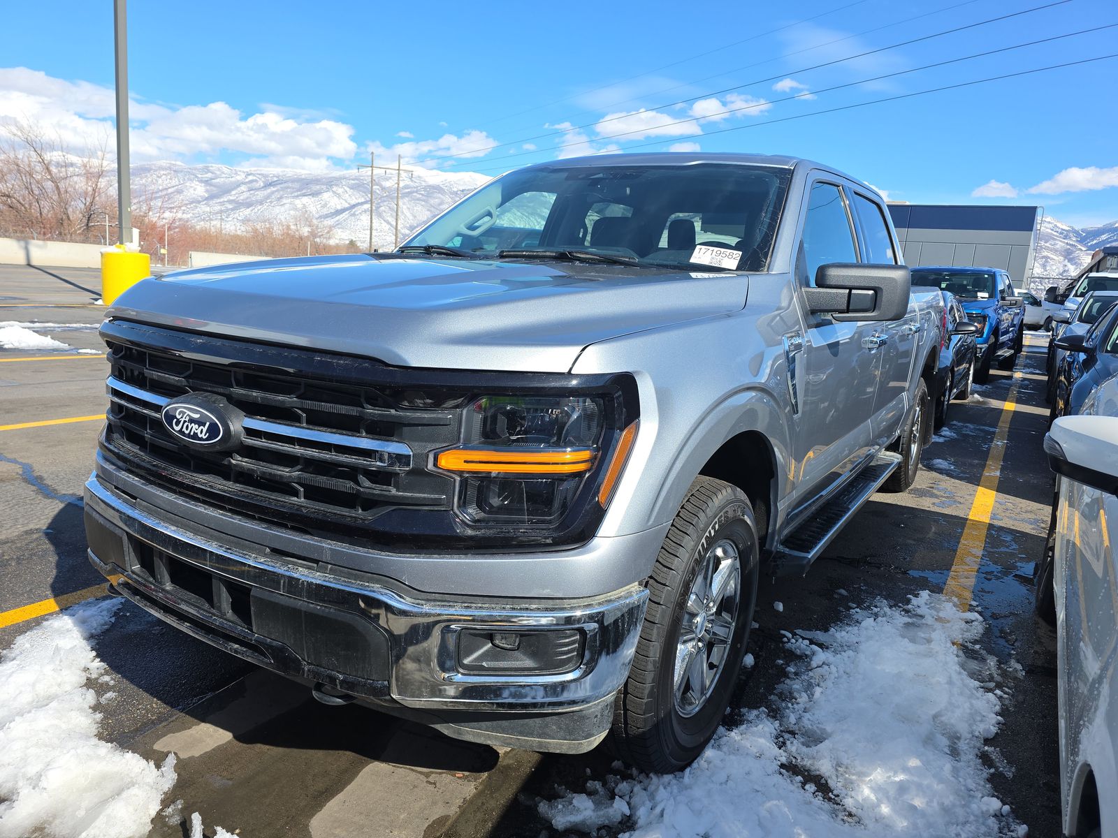 2025 Ford F-150 XLT AWD