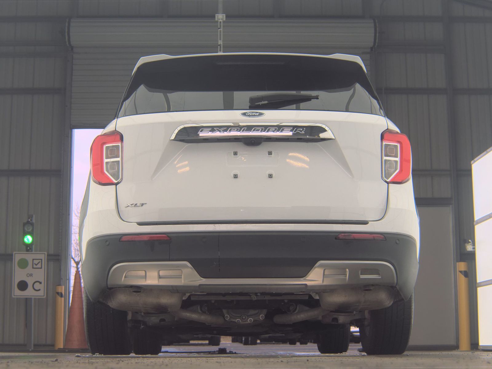 2023 Ford Explorer XLT RWD