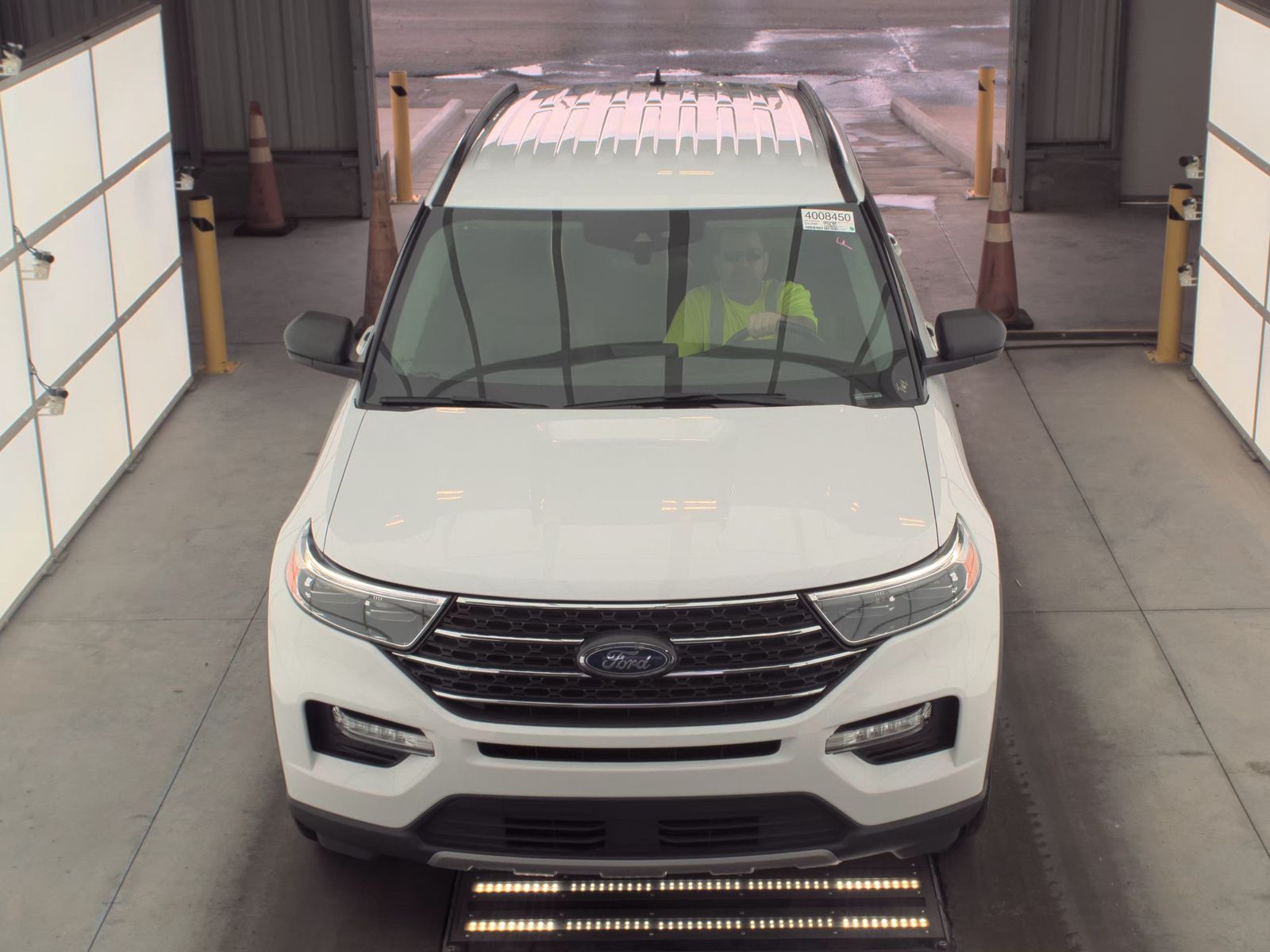 2023 Ford Explorer XLT RWD