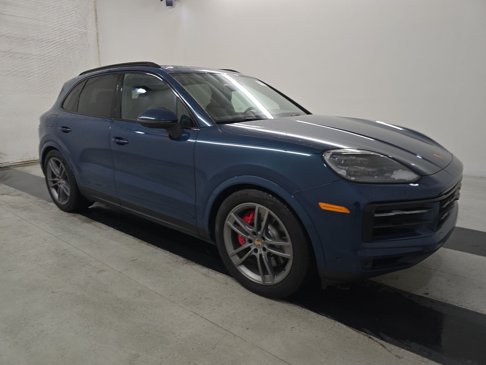 PORSCHE CAYENNE - 4