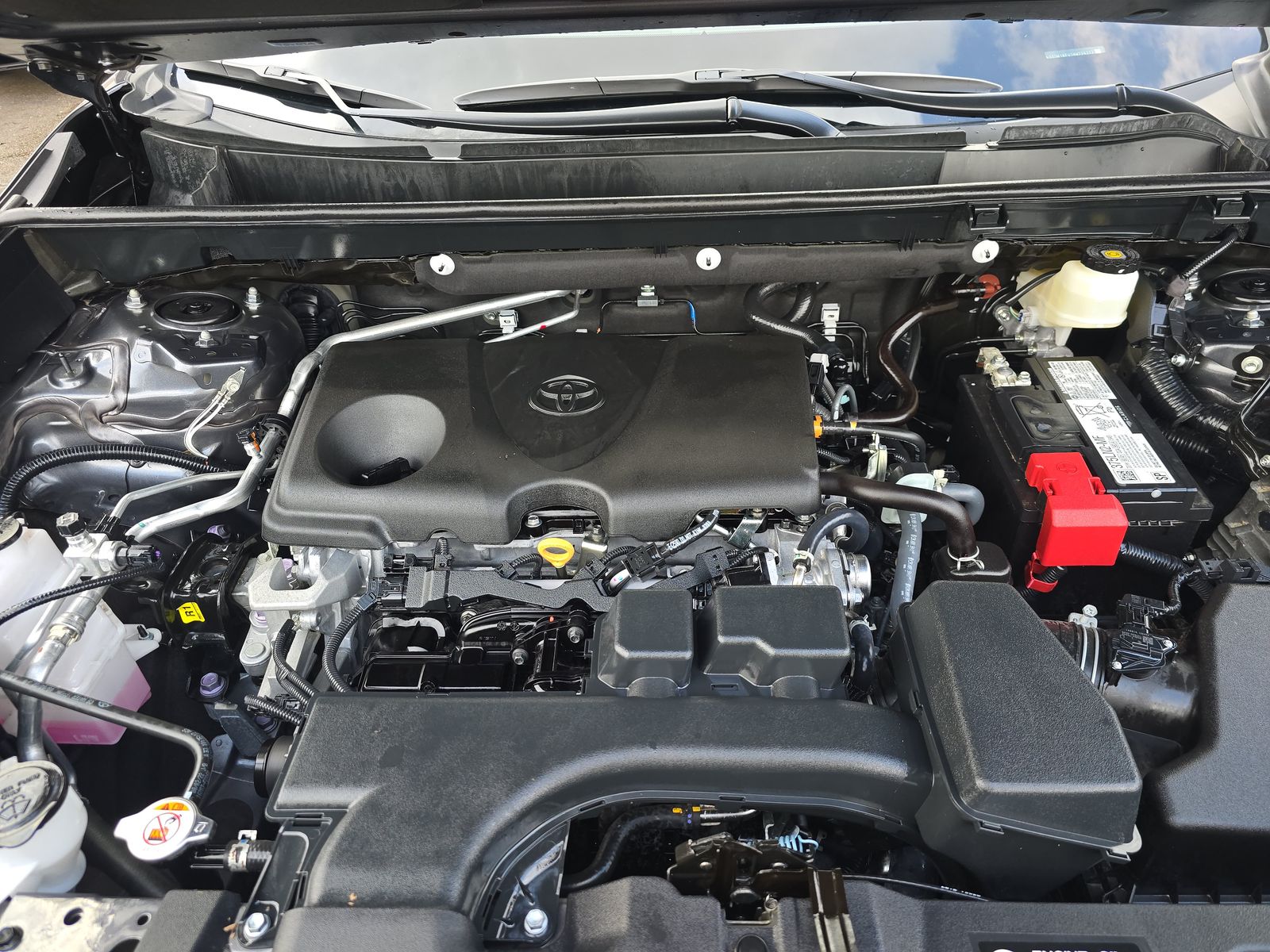 2022 Toyota RAV4 LE FWD