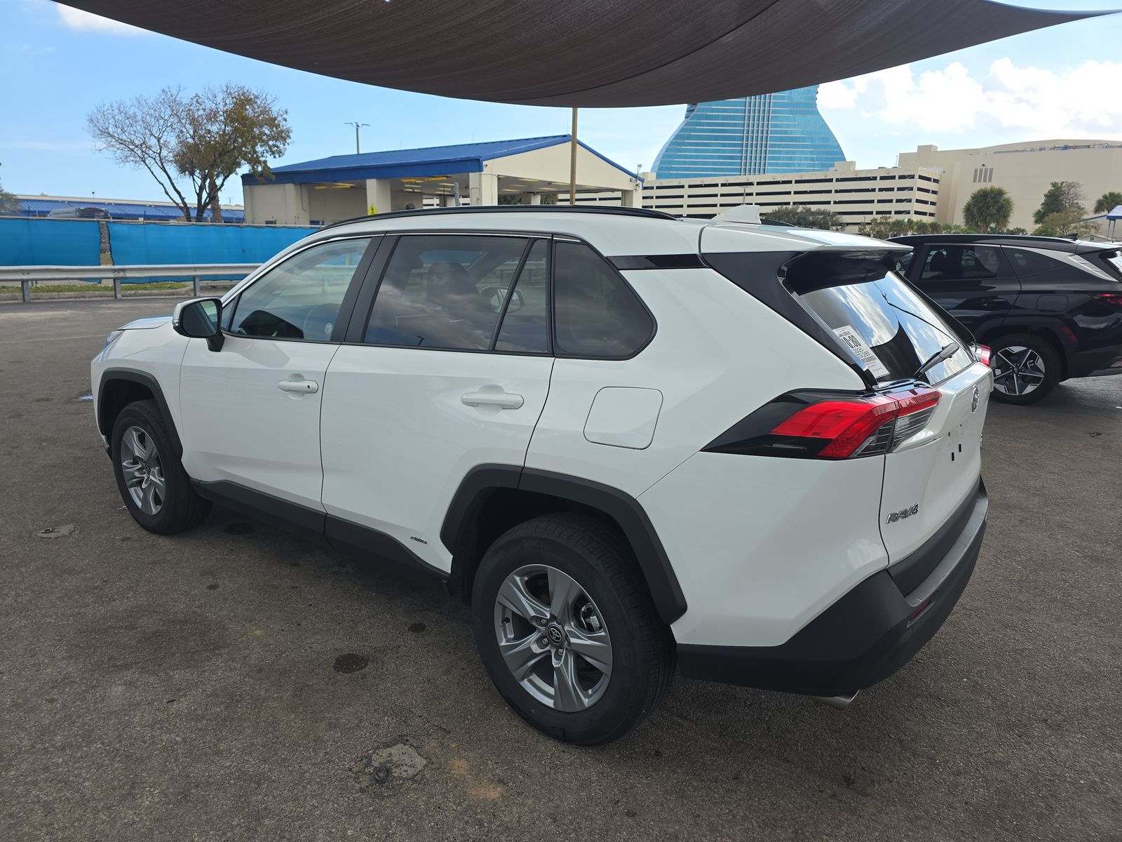 2025 Toyota RAV4 Hybrid XLE AWD