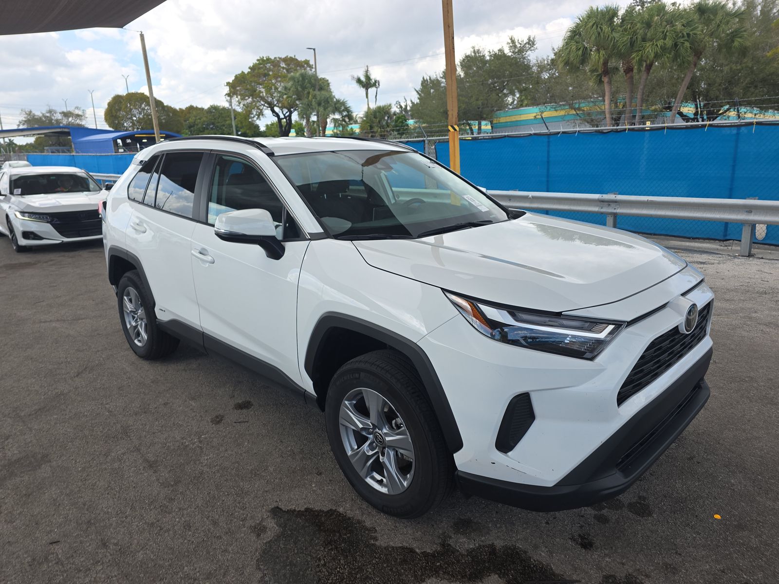 2025 Toyota RAV4 Hybrid XLE AWD