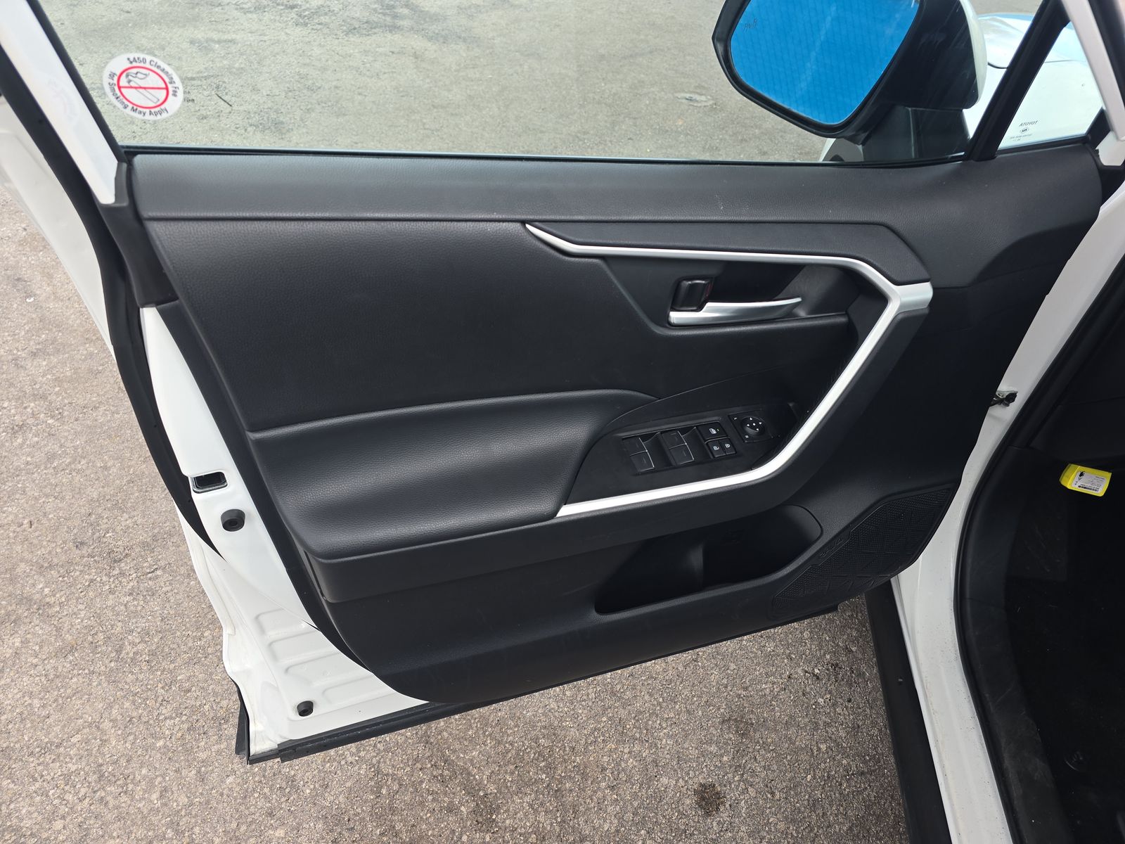 2025 Toyota RAV4 Hybrid XLE AWD