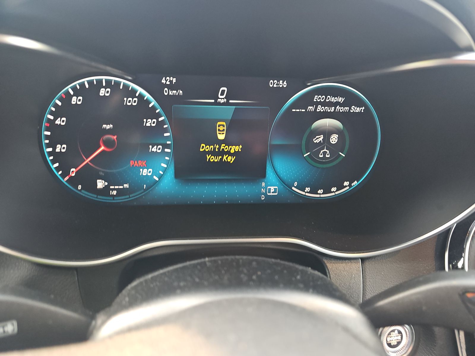 Mercedes-Benz GLC 300 4MATIC снимка Mercedes-Benz GLC 300 4MATIC