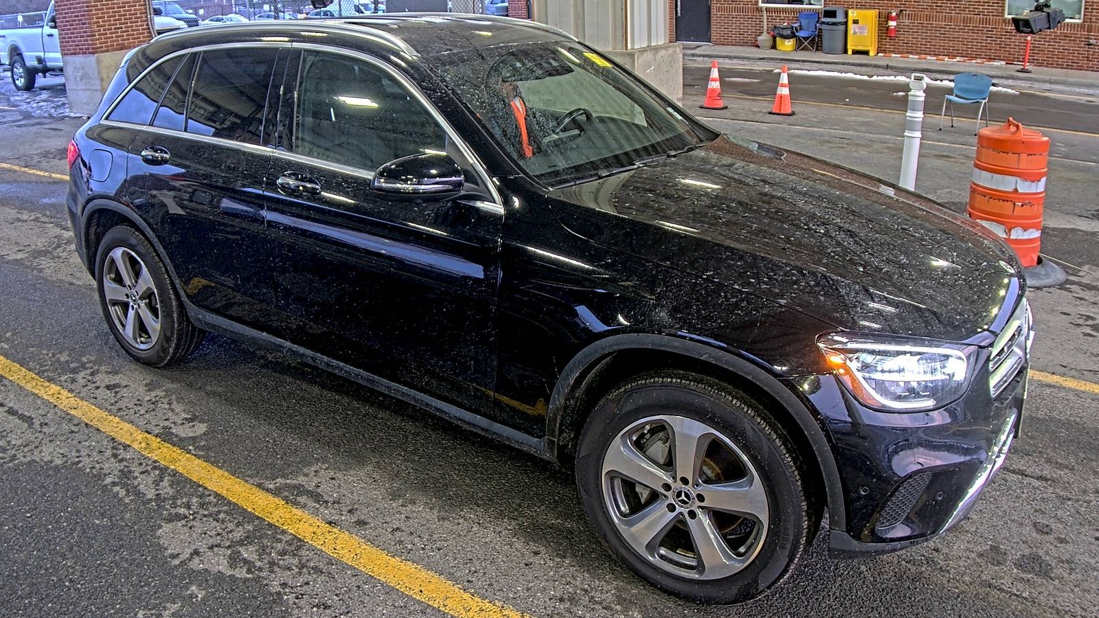 Mercedes-Benz GLC 300 4MATIC снимка Mercedes-Benz GLC 300 4MATIC