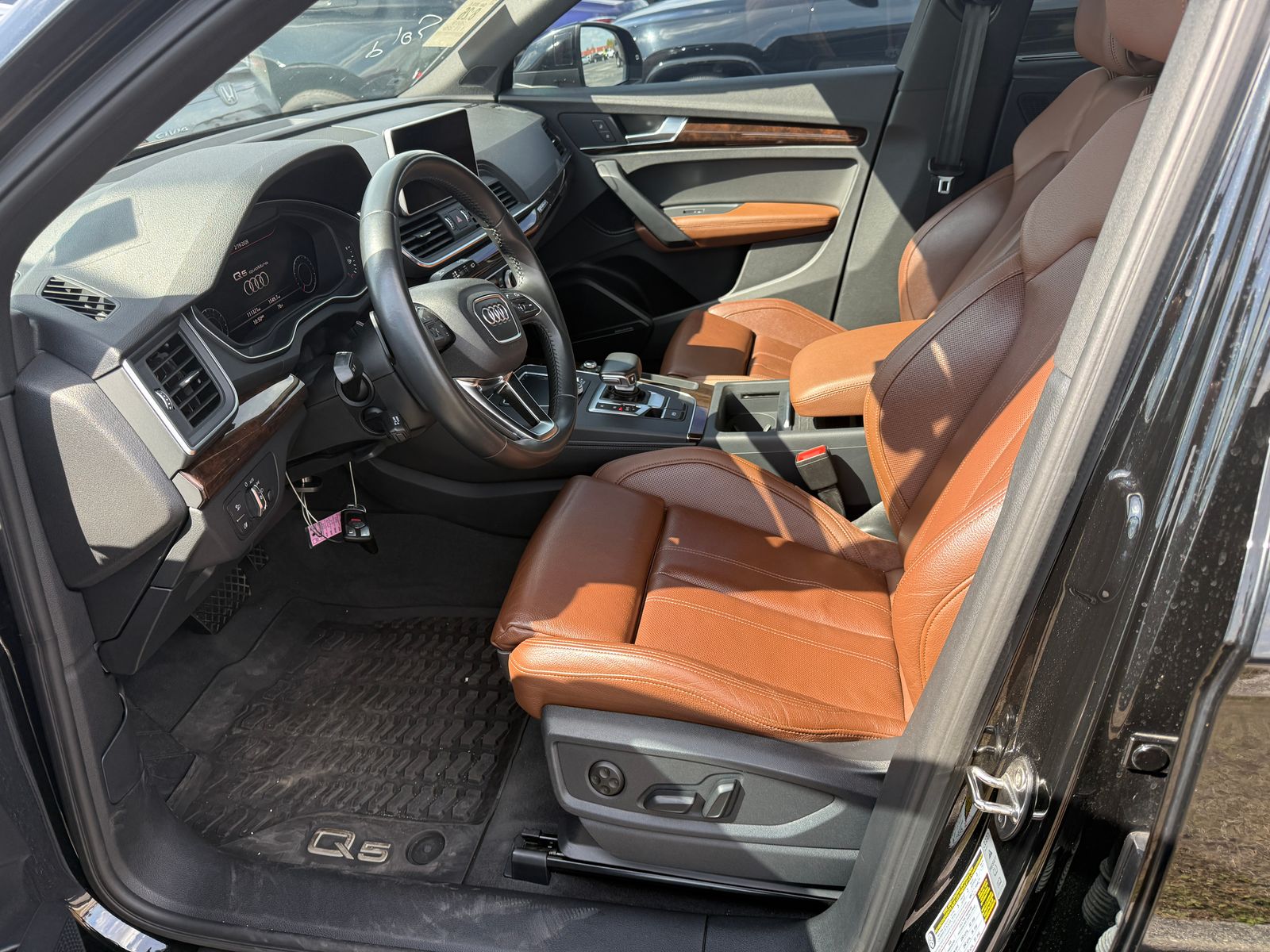 Audi Q5 Premium Plus снимка Audi Q5 Premium Plus