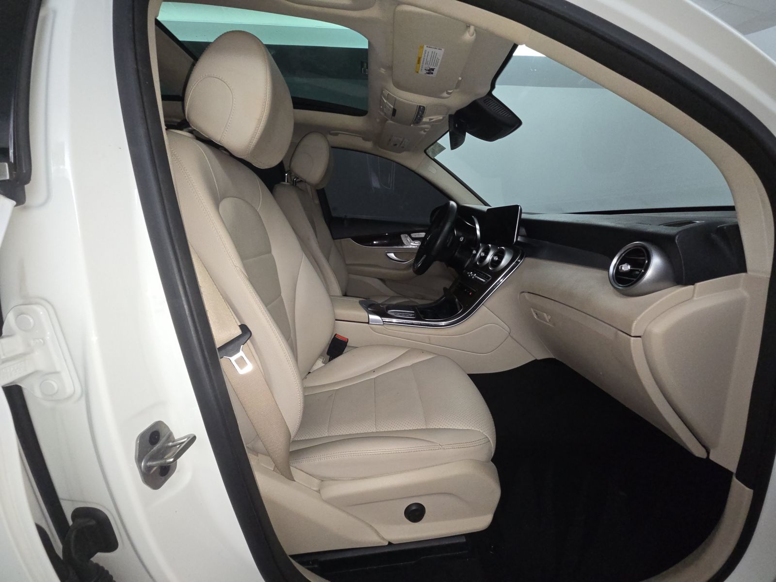 2022 Mercedes-Benz GLC GLC 300 RWD