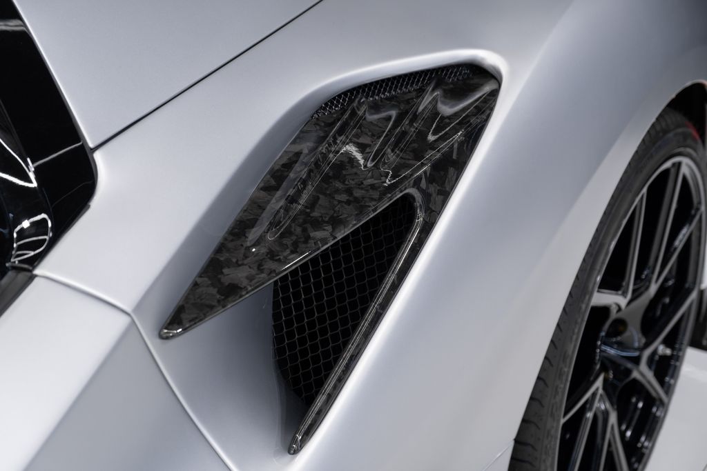 2023 Ferrari F8 Base RWD