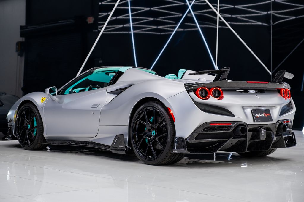 2023 Ferrari F8 Base RWD