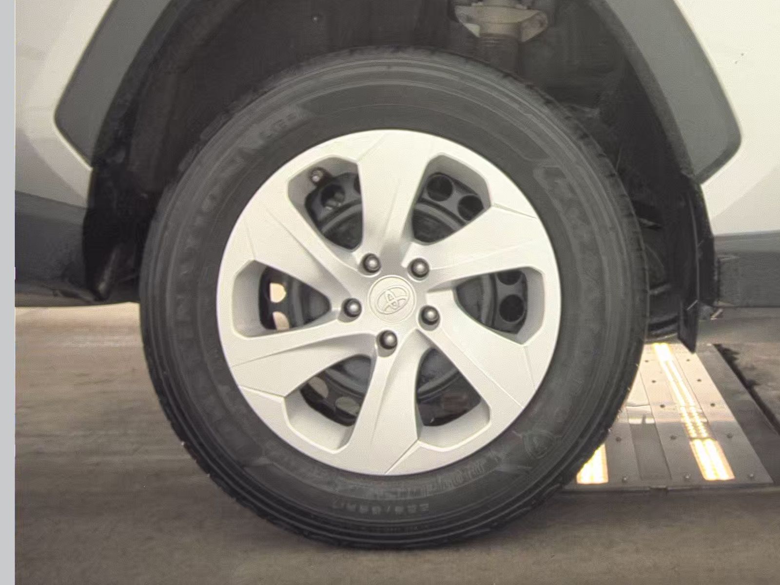 2024 Toyota RAV4 LE AWD