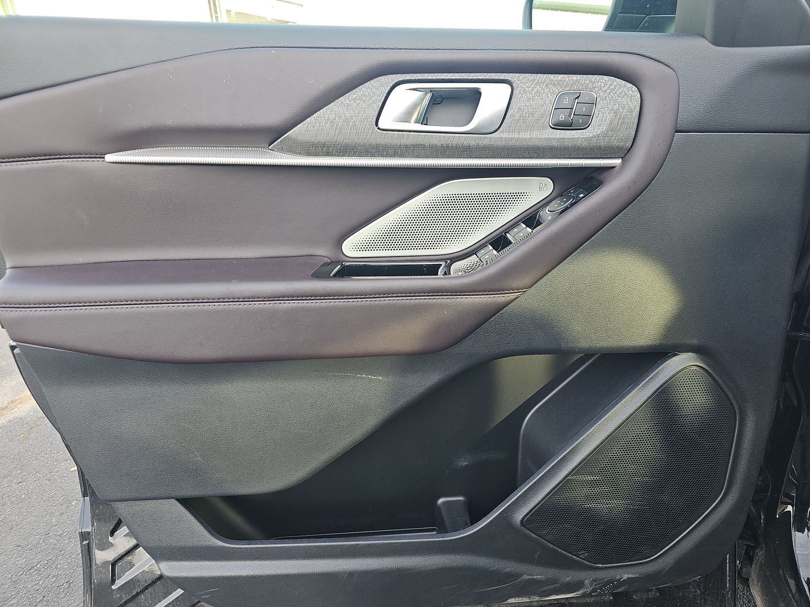 2025 Ford Explorer Platinum FWD