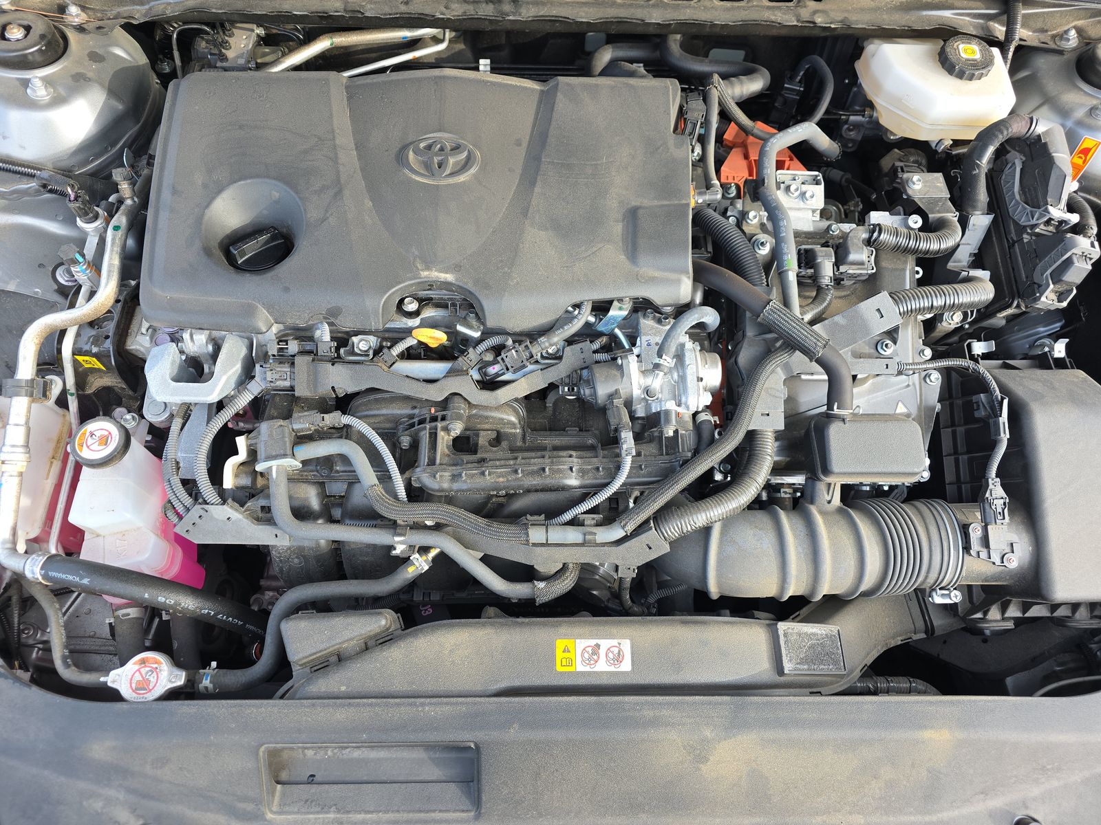2025 Toyota Camry SE FWD