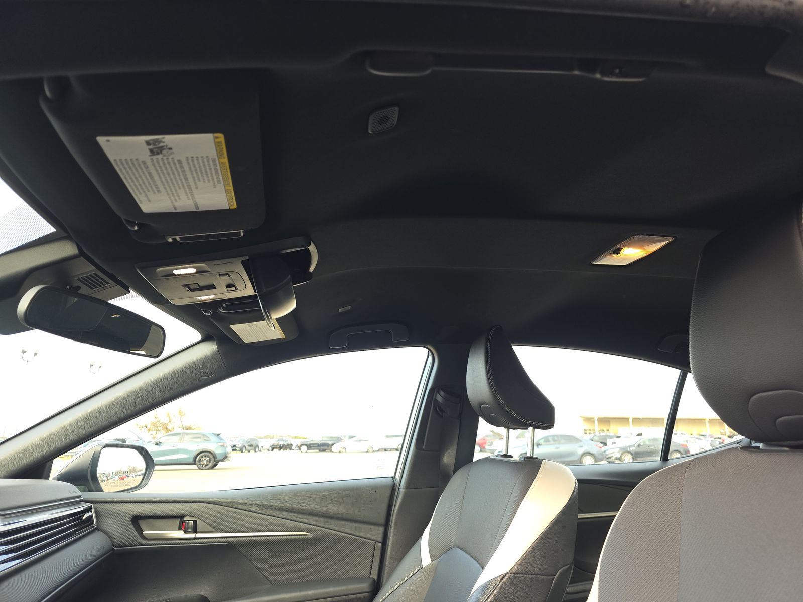 2025 Toyota Camry SE FWD