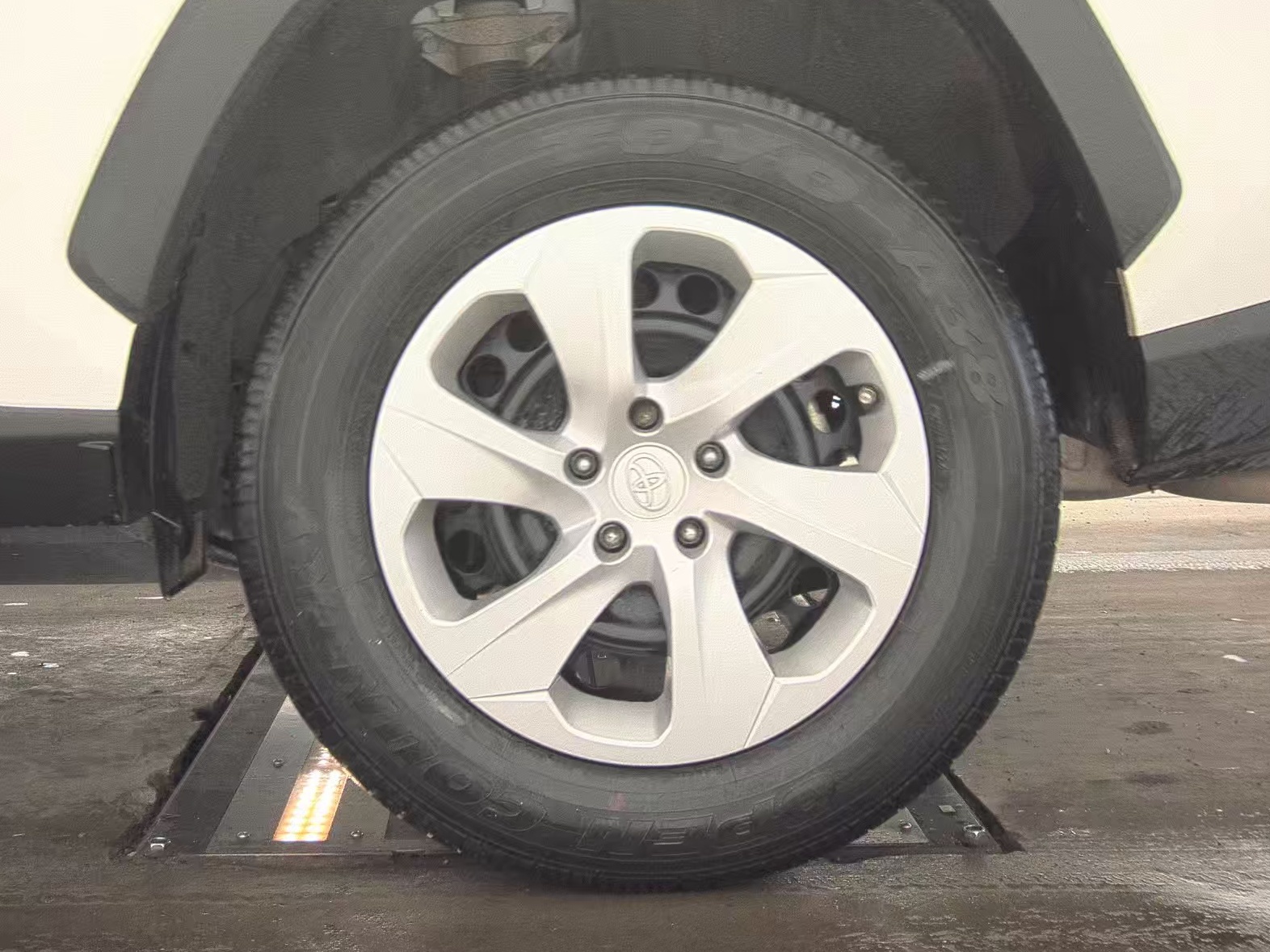 2024 Toyota RAV4 LE AWD