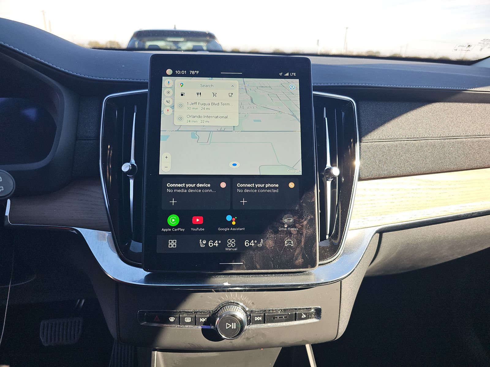 2025 Volvo XC90 B6 Plus AWD