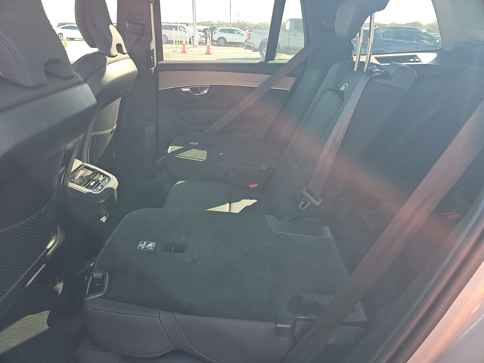 2025 Volvo XC90 B6 Plus AWD