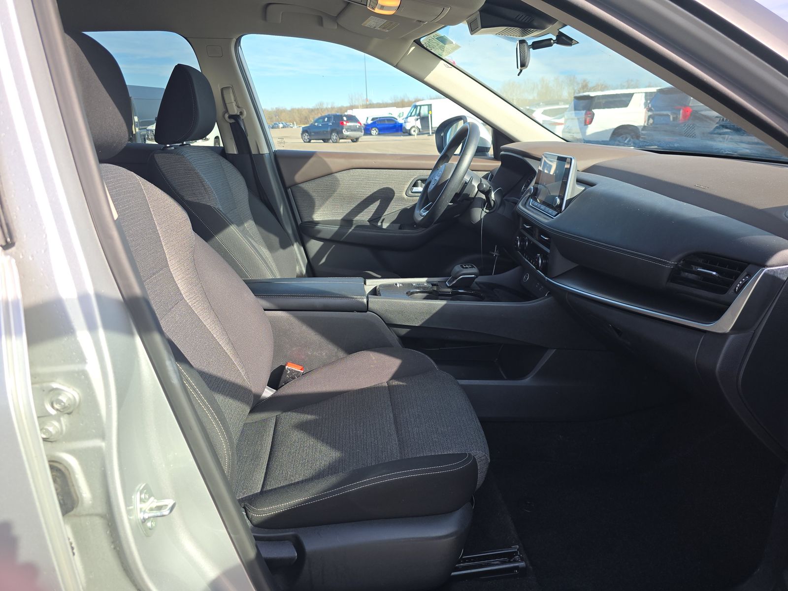 2023 Nissan Rogue SV FWD